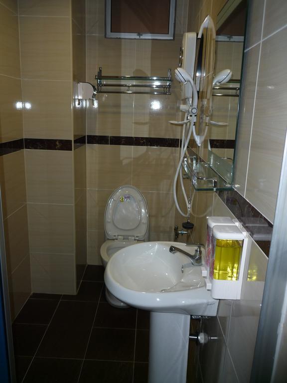Winsons Business Inn Bukit Mertajam Bagian luar foto