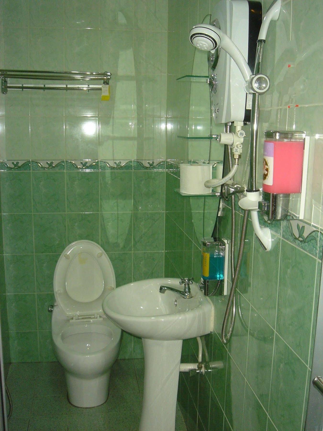 Winsons Business Inn Bukit Mertajam Bagian luar foto